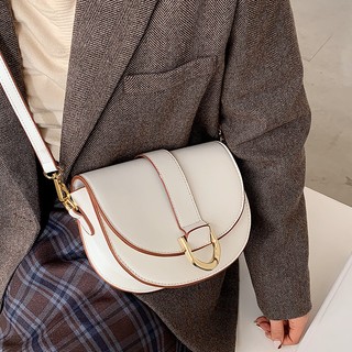Túi bầu da trơn Charles&Keith đẹp