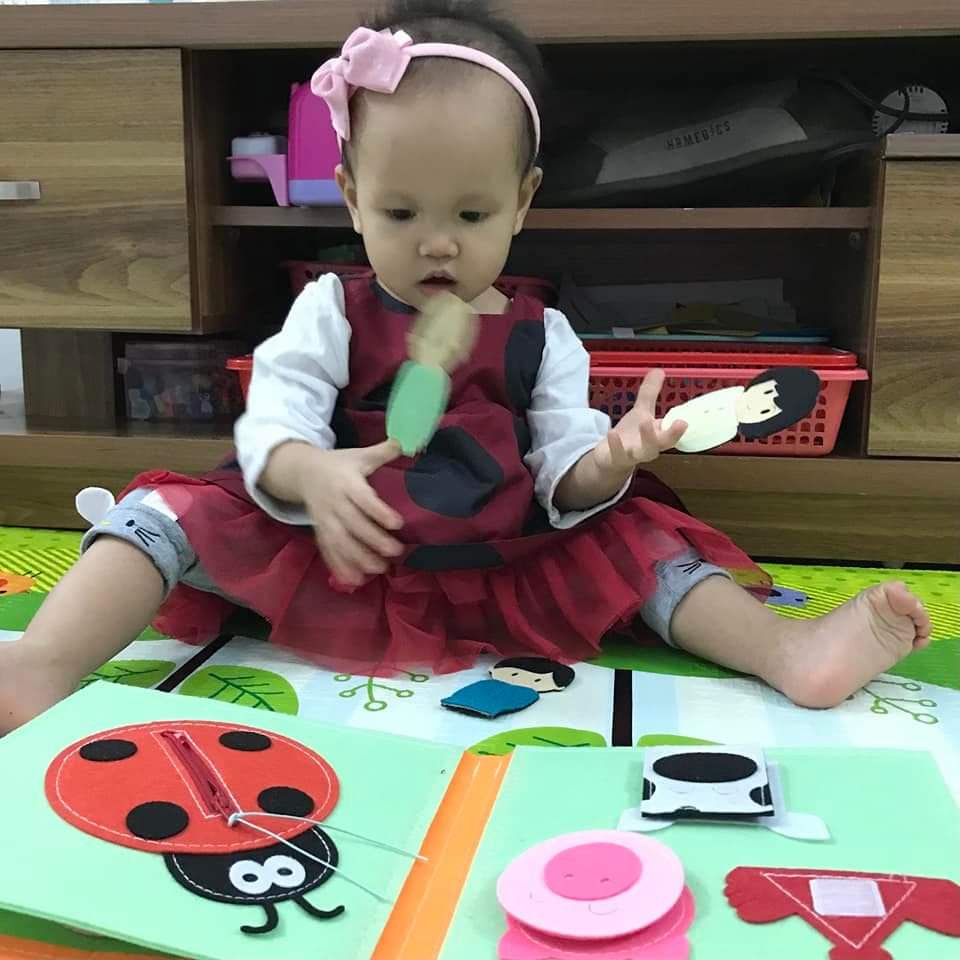 Đồ chơi Sách vải tương tác Bé Yêu Khám Phá - Metis Đồ chơi cho con