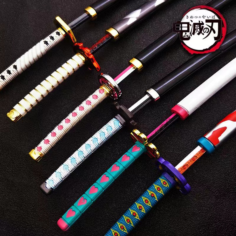 Móc khóa Mô hình kiếm katana zenitsu kimetsu no yaiba, roronoa enma nidai kitetsu shusuiwado của zoro trong one piece