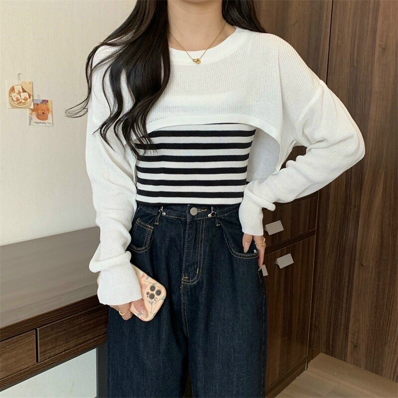 Set áo hai dây sọc kèm áo khoác ngoài, Set áo CROPTOP ngực cài khoen tròn , phối màu sành điệu 🌟🌟🌟SL9888