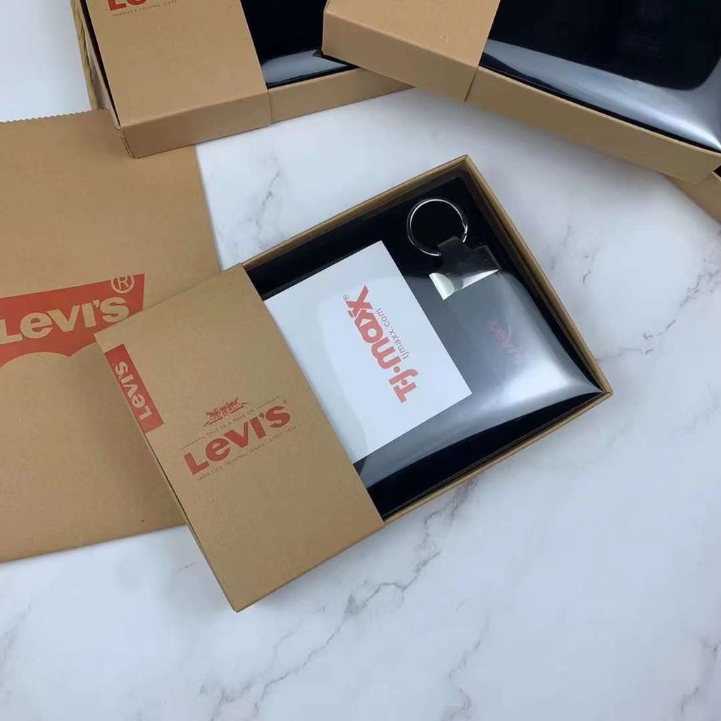 Ví levis full box kèm móc khoá da thật