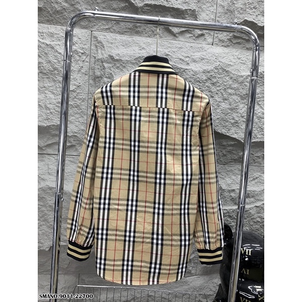 Áo sơ mi kiểu BBR nam nữ dài tay hoạ tiết kẻ sọc màu be phối check cổ và ống tay bo chun dệt sọc đen vàng