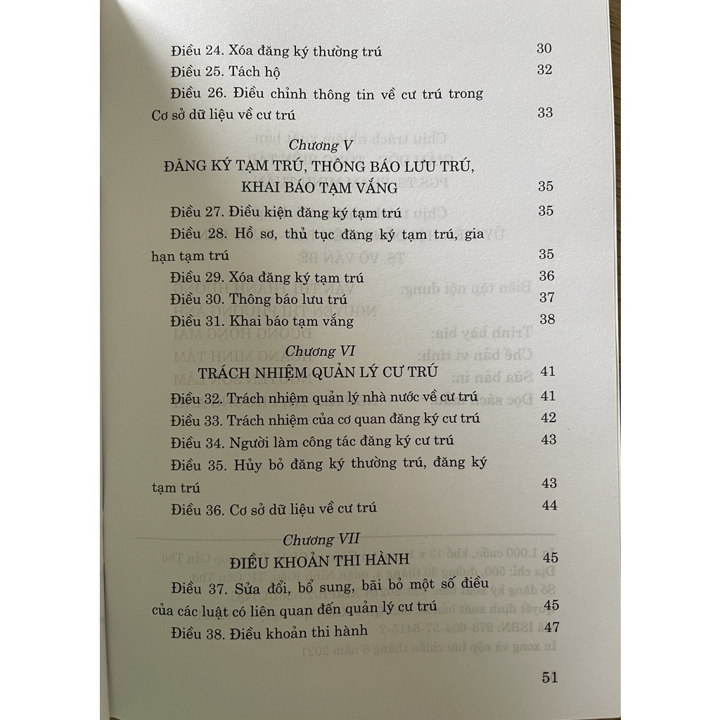 Sách     Luật Cư Trú | BigBuy360 - bigbuy360.vn