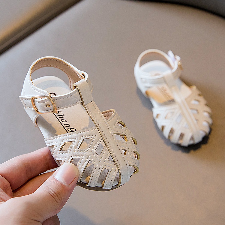 Dép sandal tập đi bé gái siêu mềm 0-3 Tuổi, mũi rọ dễ thương chống trơn trượt quai dán