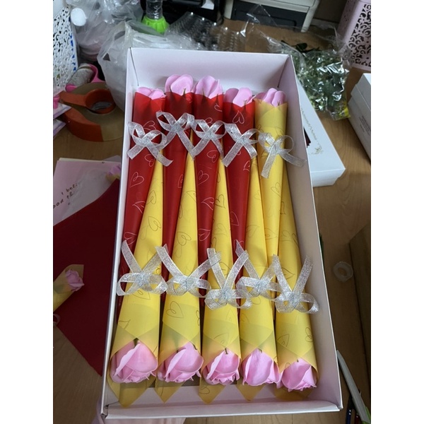 Hoa hồng sáp thơm (1 cây)