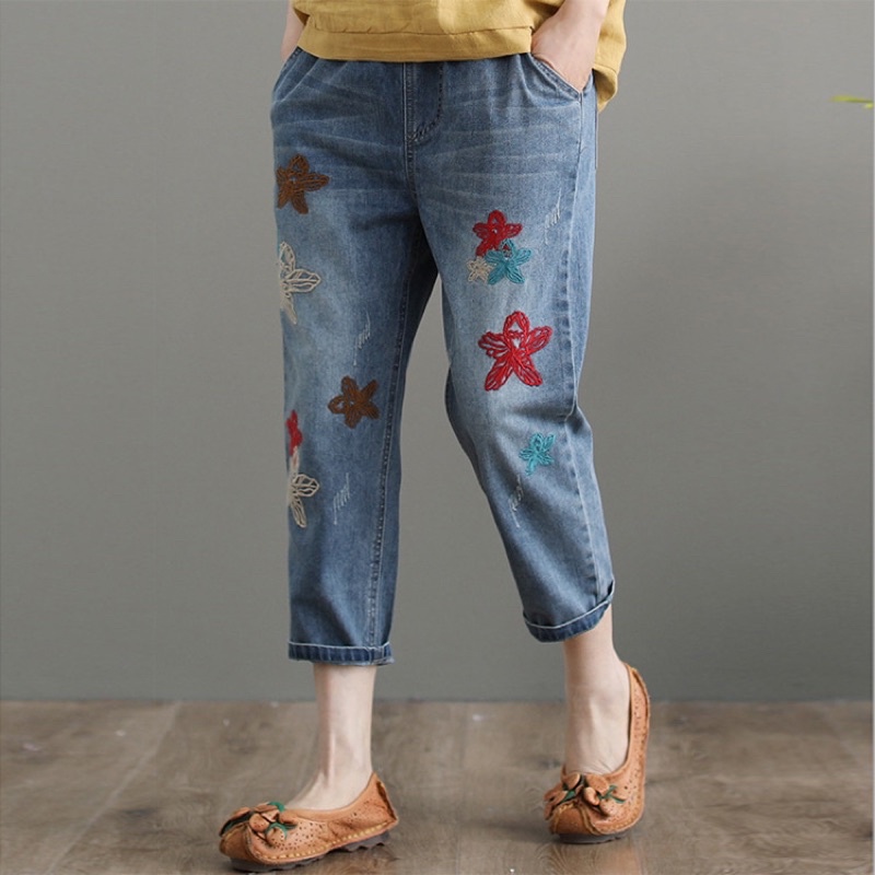 Quần baggy jeans thêu hoa