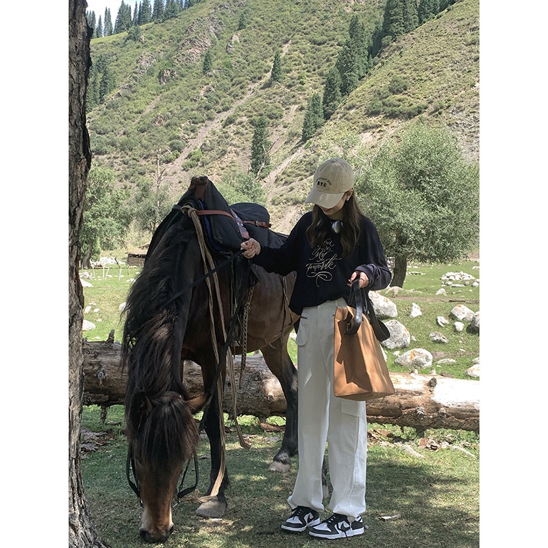 Áo thun nữ Dài tay Form rộng cổ tròn Basic Hàn Quốc Áo phông nữ Tay dài In chữ Cotton Cao cấp Thời trang