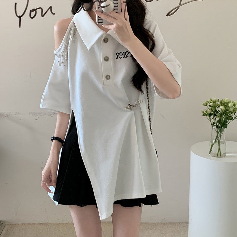 Áo thun kiểu khoét vai cổ Polo phối dây xích phong cách thời trang nữ