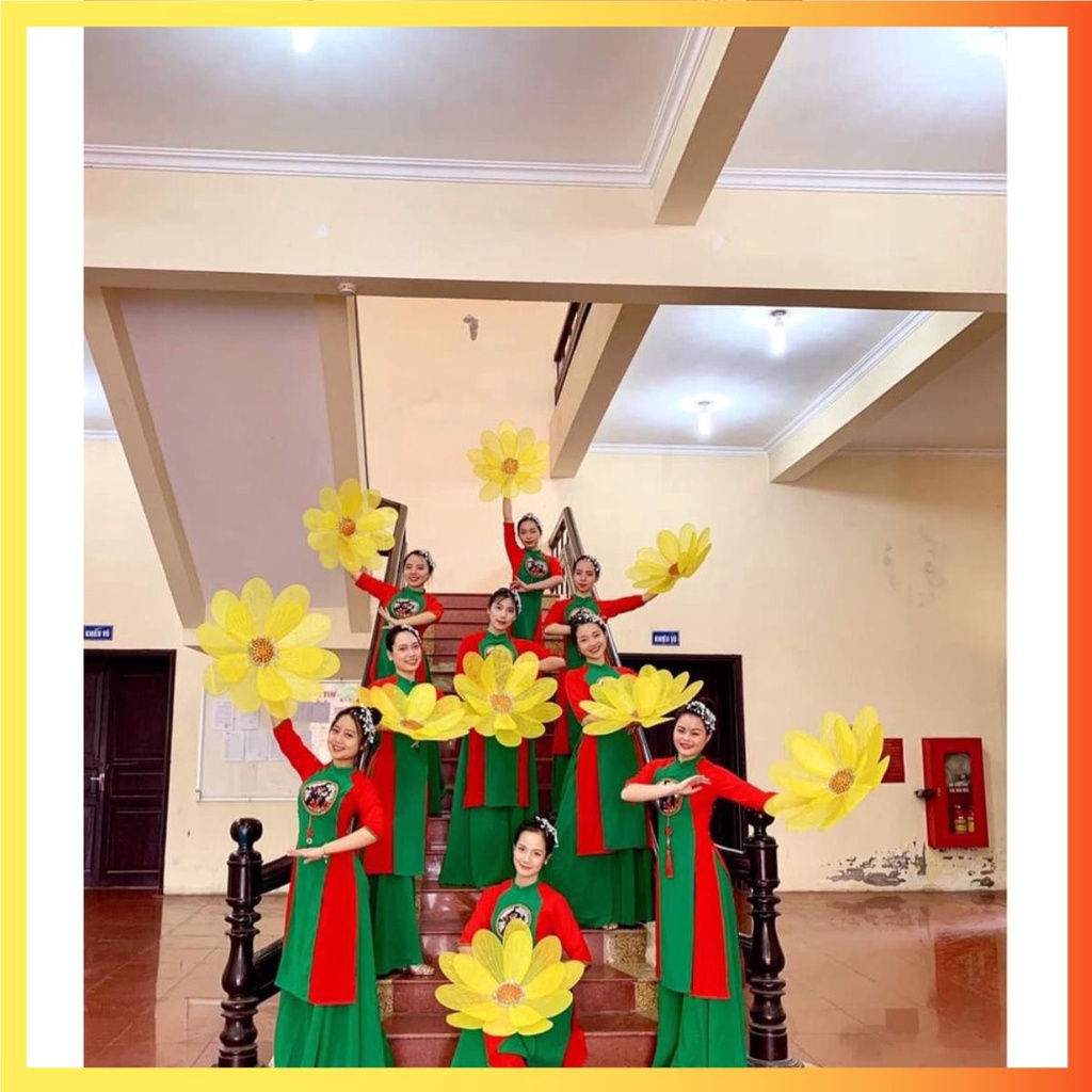 Áo dài cách tân nữ thiết kế cách điệu thêu hình chim công kèm quần ống xéo rộng 70, trang phục truyền thống biểu diễn