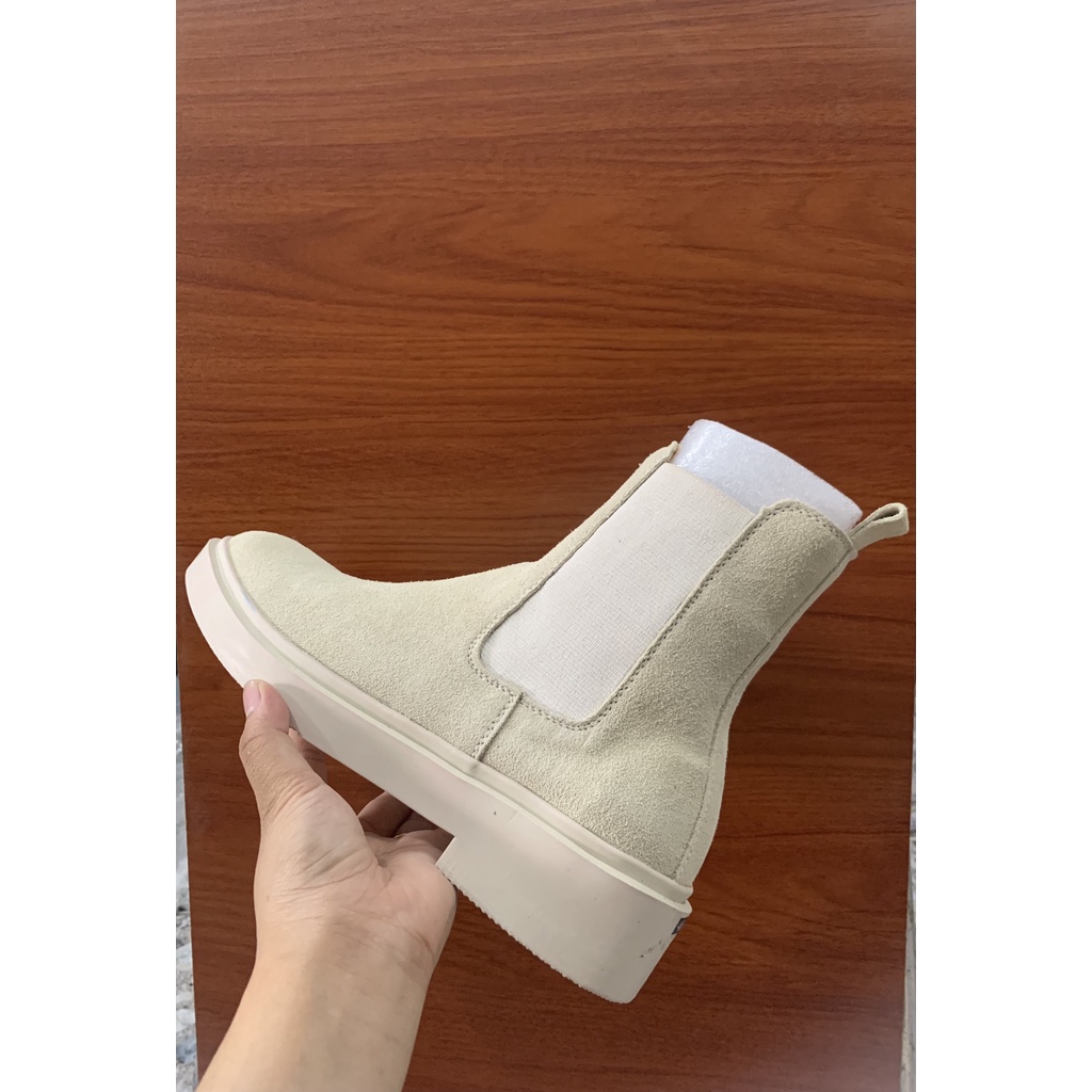 Giày nam Chelsea Boots màu tan sữa, kiểu dáng cao cổ thời trang, chất da bò lộn, đế cao su cao 3,8 cm