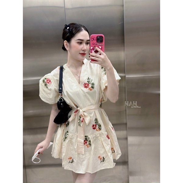Đầm Thêu Hoa Thắt Eo Cổ V Siêu Xinh Mã AL20
