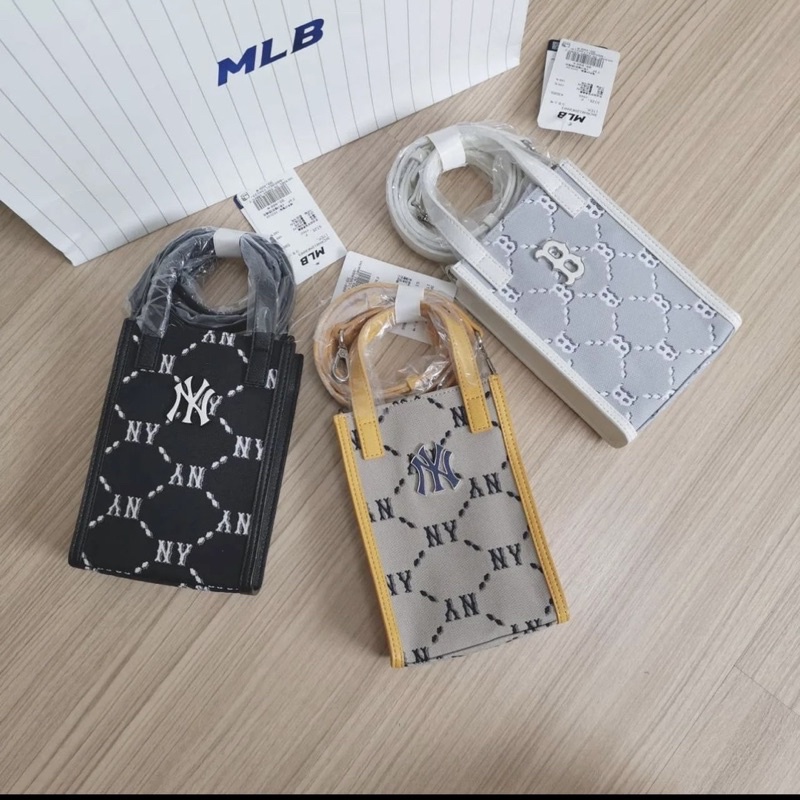 Túi MLB MONOGRAM PHONE POUCH BLACK