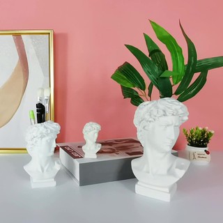 Lọ hoa thiết kế phần đầu tượng David