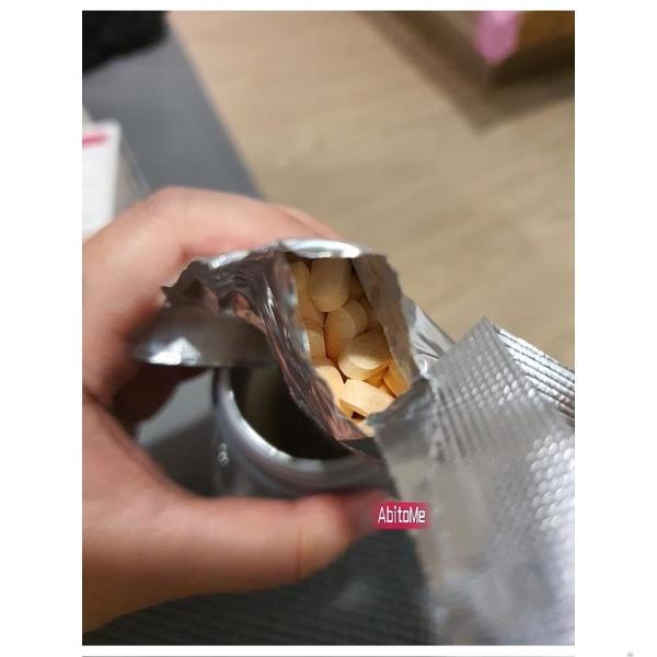 Set 2 lọ vitamin c của hãng Boots thái lan