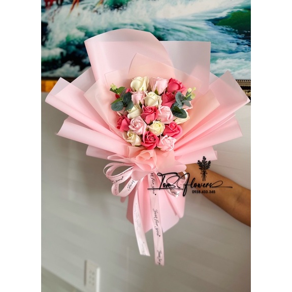 Bó hoa sáp 20 bông phối màu cực sang chảnh