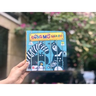 Sách thiếu nhi - Đừng mở sách ra!