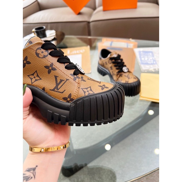 Giày nữ Louis Vuitton size từ 35-41