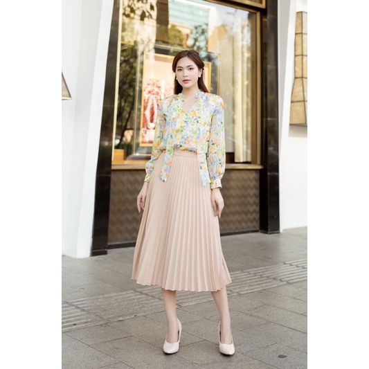 Chân váy Clothesrack dập ly 2022