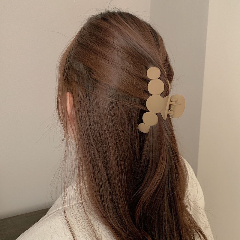 Kẹp Tóc Nhám Màu Nâu Trà Sữa.