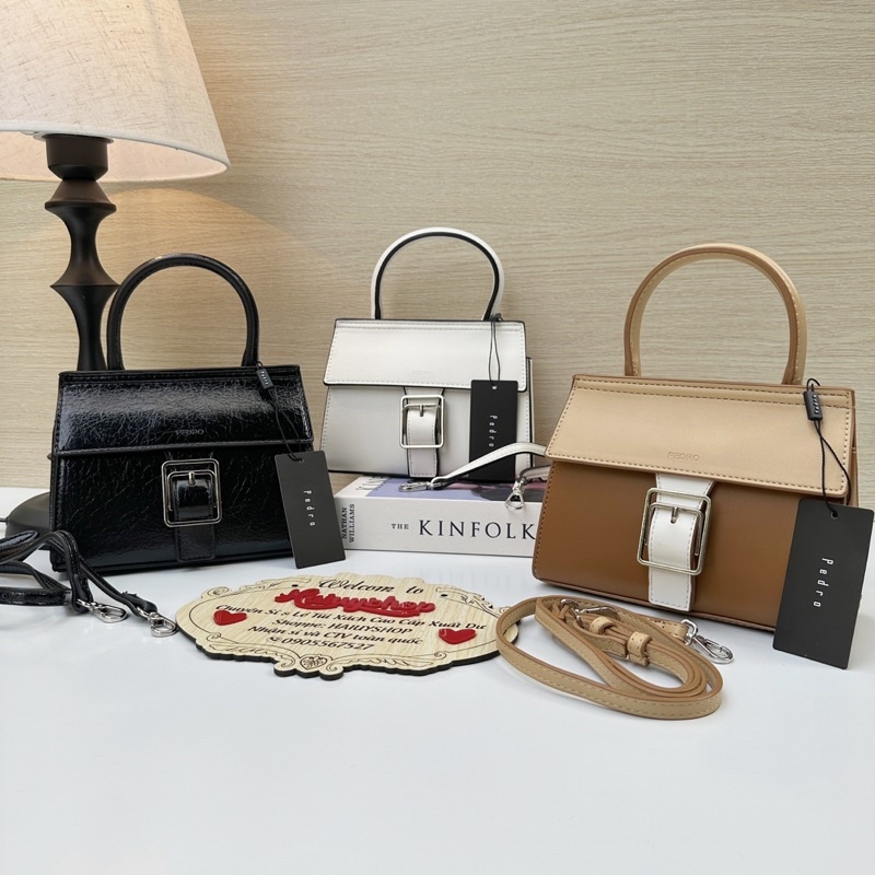 Túi đeo chéo nữ PEDR0  PW2-55060019 Size : 18cm* 13cm