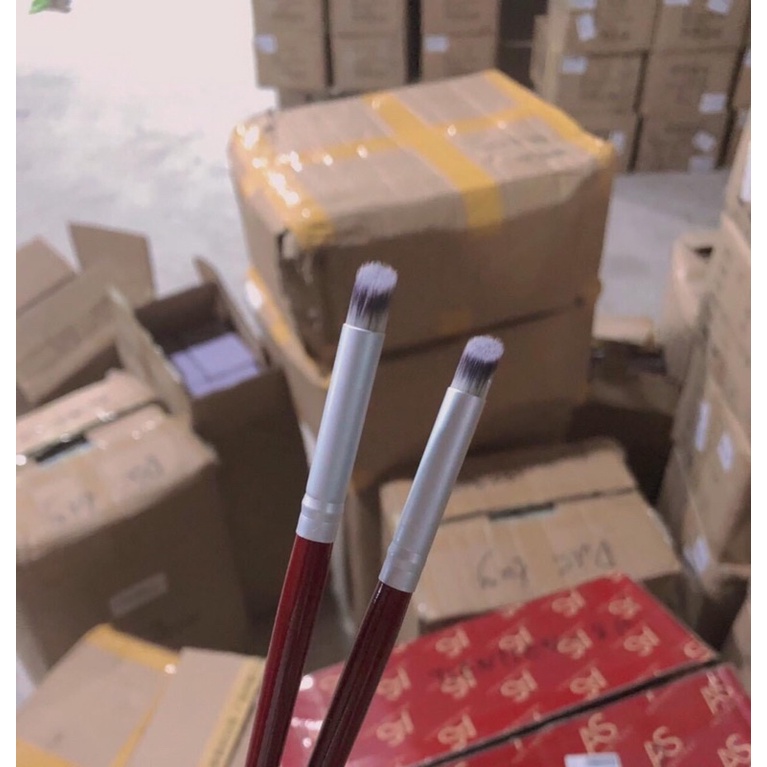 Cọ đầu xéo dặm ombre