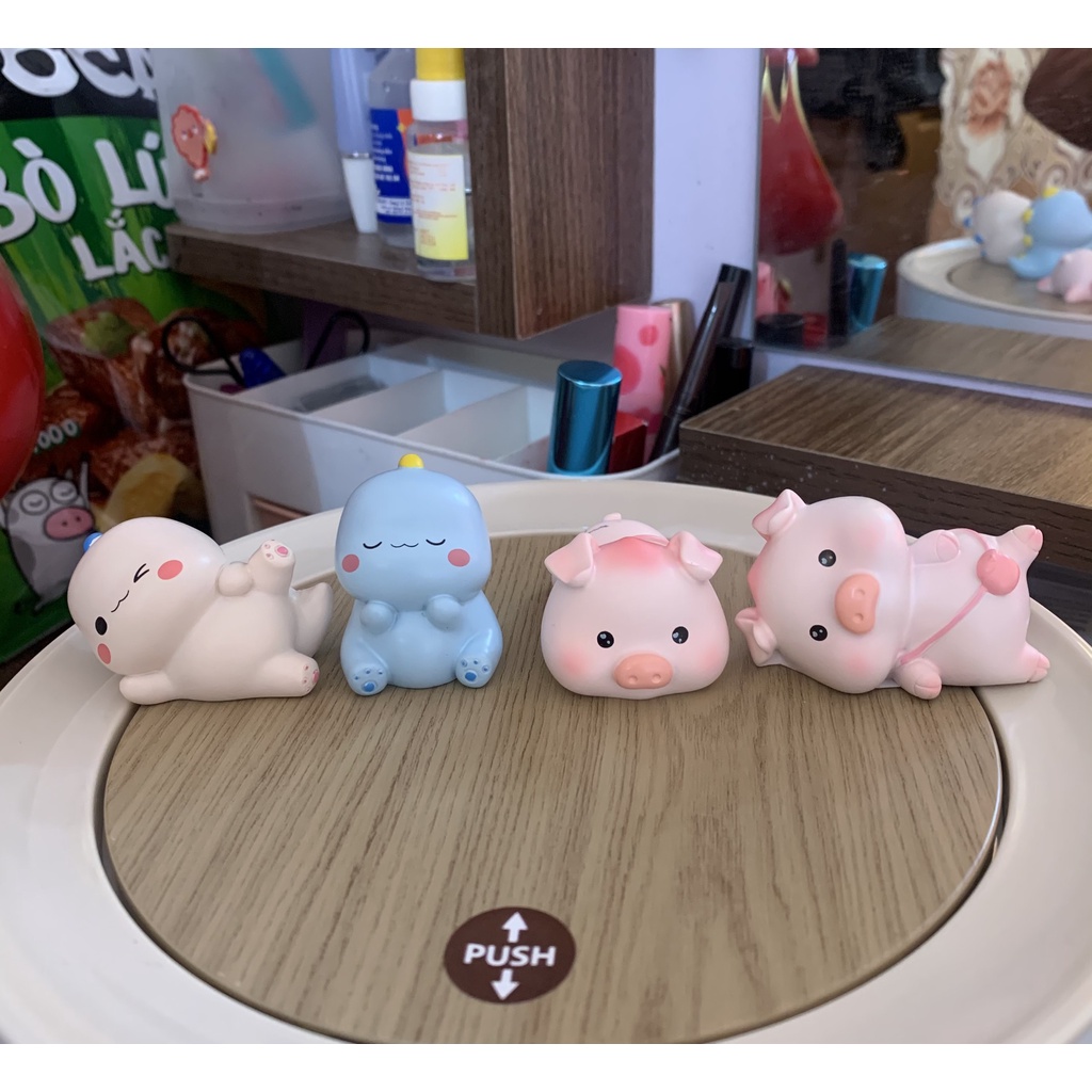 Mô hình khủng long mini và heo con trang trí ô tô xe hơi, bàn làm việc, bàn học phòng khách siêu cute