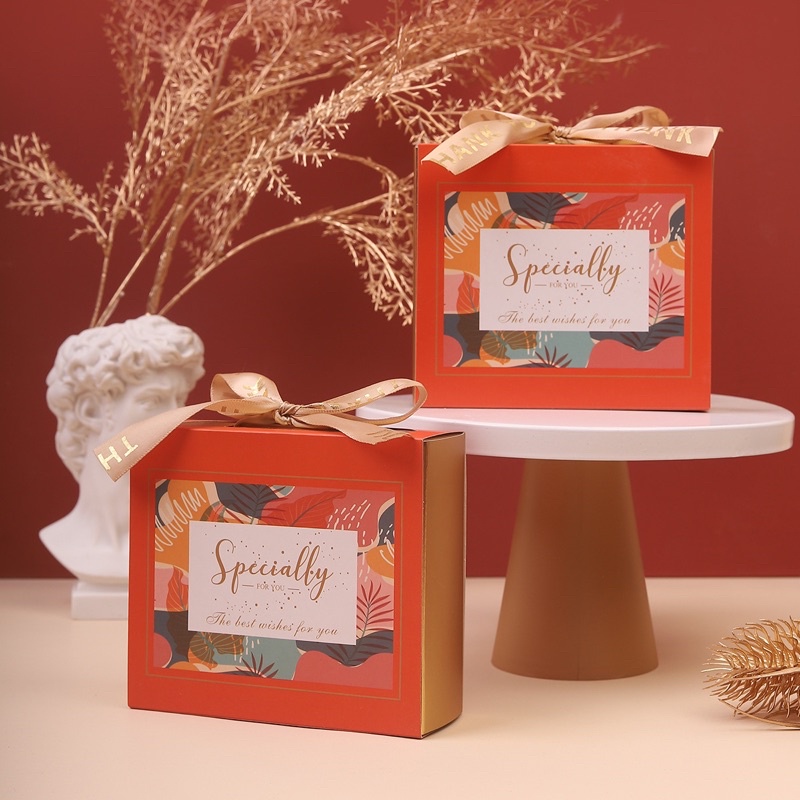 SỈ 12K Hộp quà hộp socola 9v kèm dây nơ nhũ S nhỏ