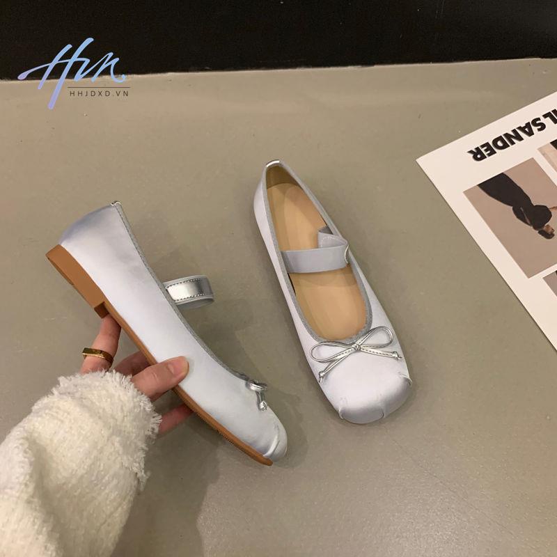 Giày Búp Bê Mary Jane Đế Bằng Màu Hồng / Bạc Phong Cách Retro Thời Trang Mùa Xuân 2023 Mới