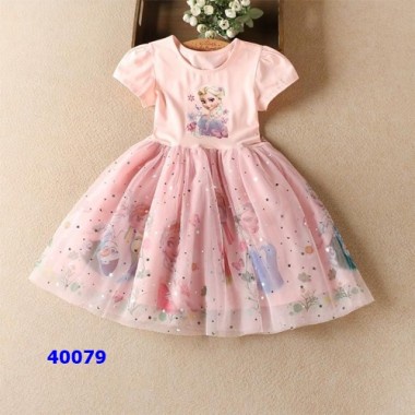 Đầm Elsa cực iu đây ạ tùng váy dáng xòe có nhìu lớp đính kim tuyến , tạo độ bồng bềnh như công chúa