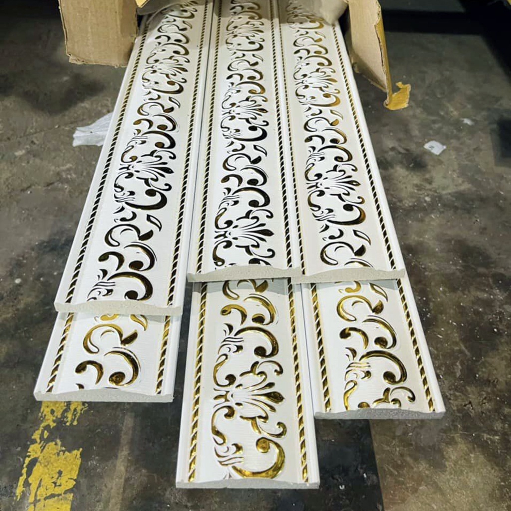 Phào chỉ nhựa ps, chỉ lưng 3cm hoa văn vàng