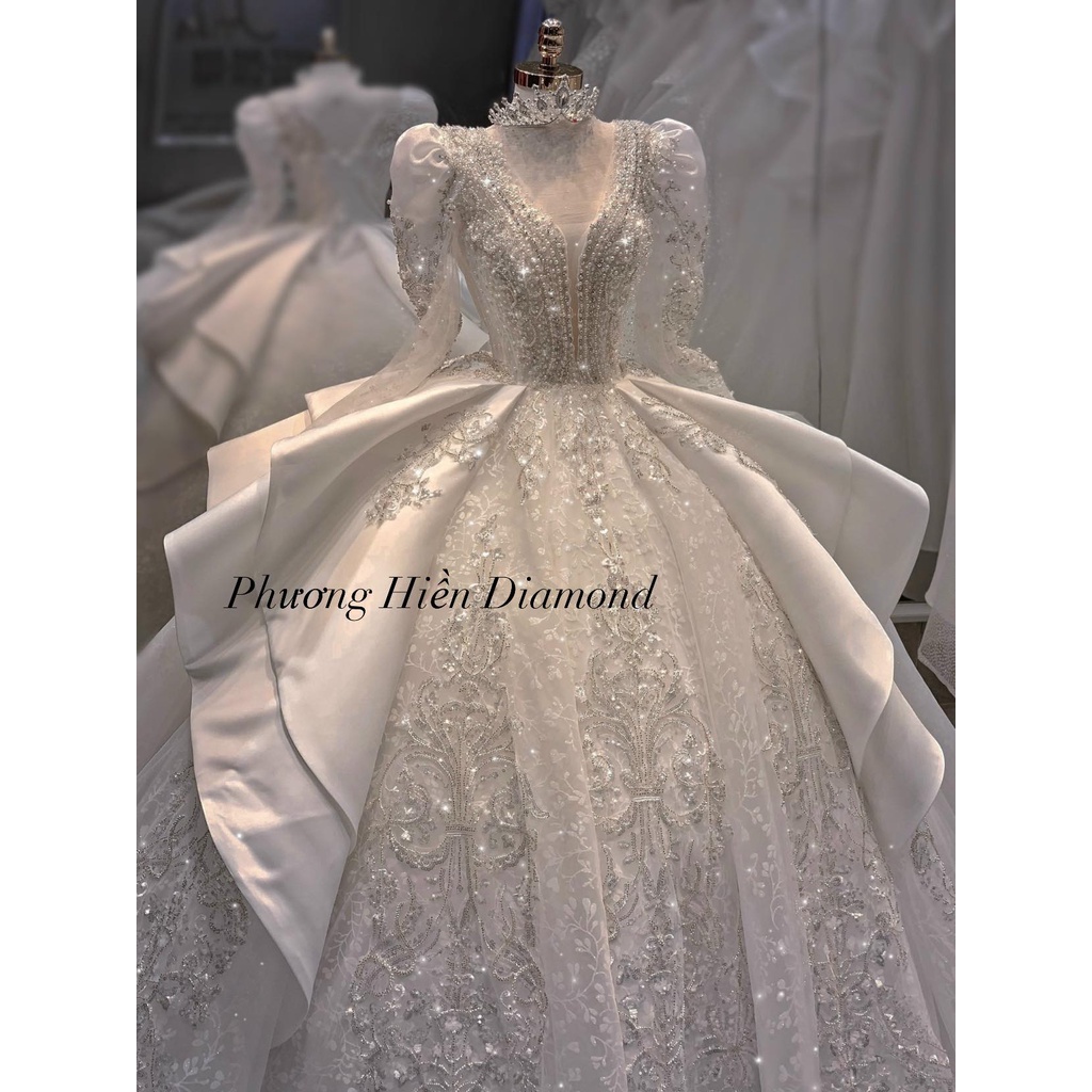 Váy cưới cô dâu mẫu thiết kế mới lạ ,đơn giản sang chảnh