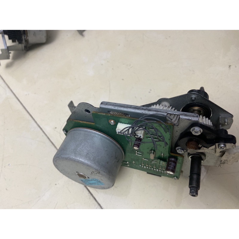 Motor bldc trục 8mm công suất 30w zin chưa đấu dây