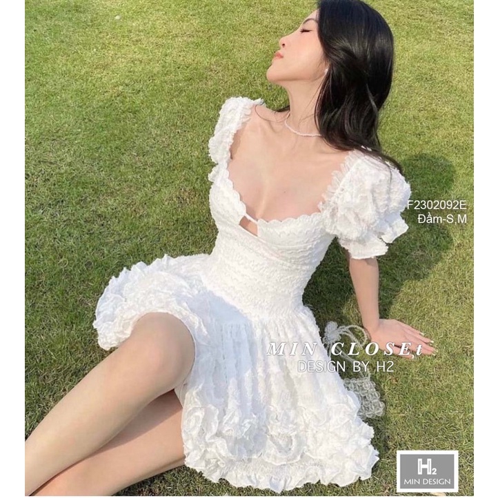 Đầm xòe ren cúp khoét ngực sang trọng VIENS STORE