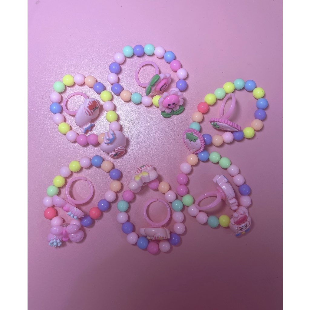 Vòng tay kèm nhẫn chuỗi hạt nhiều màu cho bé đáng yêu