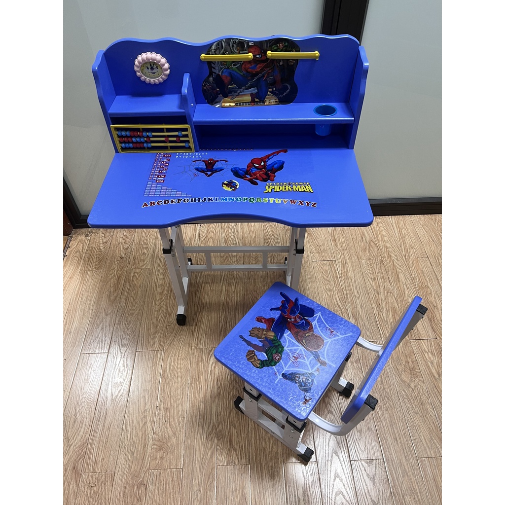 Bàn học thông minh có kệ sách cho bé 838