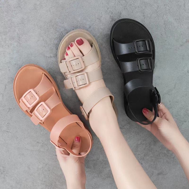 Giày Sandal nữ quai hậu có khuy cài chống nước cao su đế bằng trống trơn trượt Validep03 V326