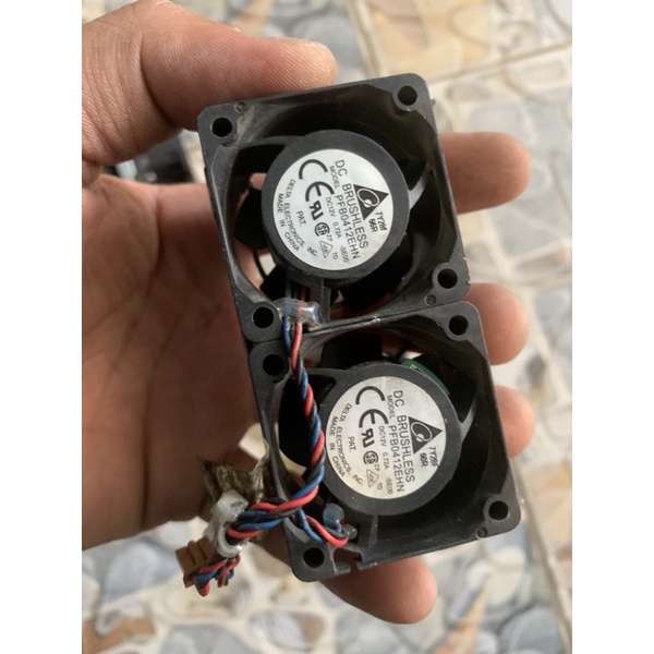 Quạt server mini bộ đôi 12v 4cm vuông mạnh mẻ gió nhiều
