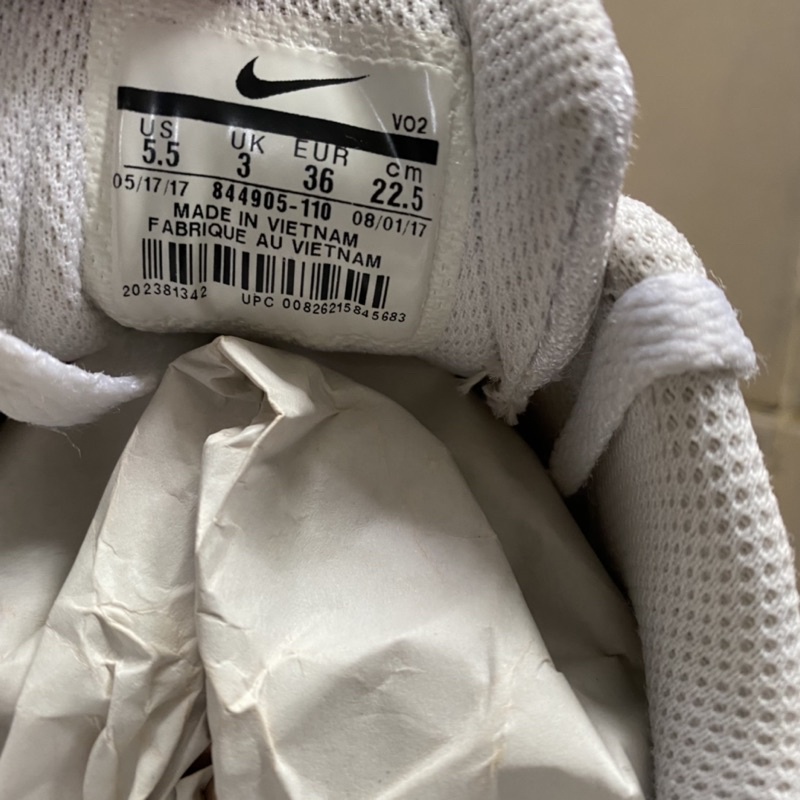 Giày chính hãng đã qua sử dụng