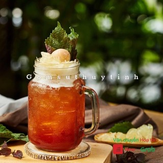 Ly quai thủy tinh? Cốc thủy tinh có quai kèm nắp đậy dung tích 650ml