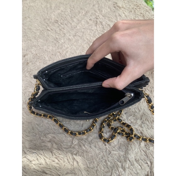 Túi chuẩn si. Túi qua sử dụng. Khách vui lòng xem hình nếu muốn biết thêm thông tin sản phẩm mời khách vô chat. Thanks .