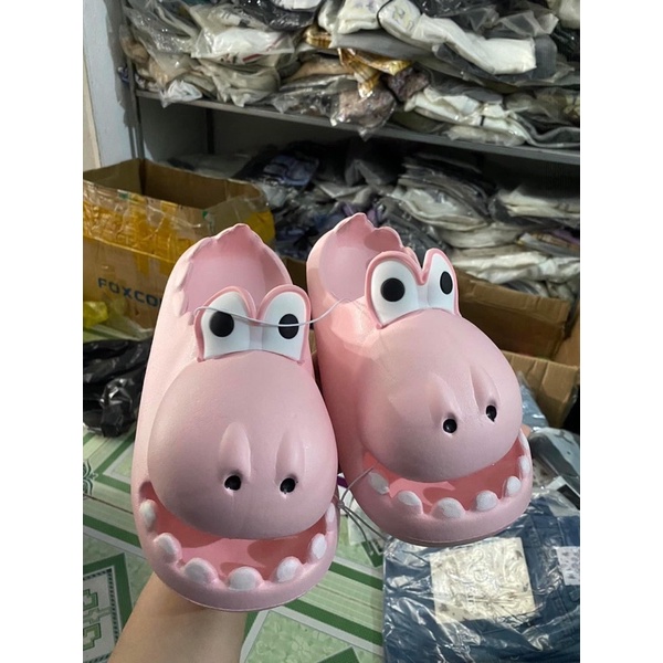 Dép hà mã/cá xấu xanh