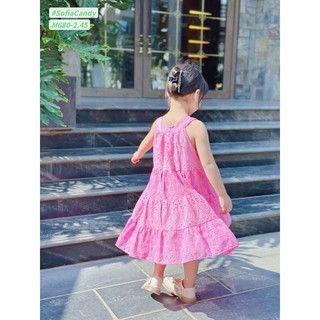 Váy thô đục lỗ bé gái