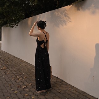 Keva dress - Đầm chấm bi đen cut out lưng