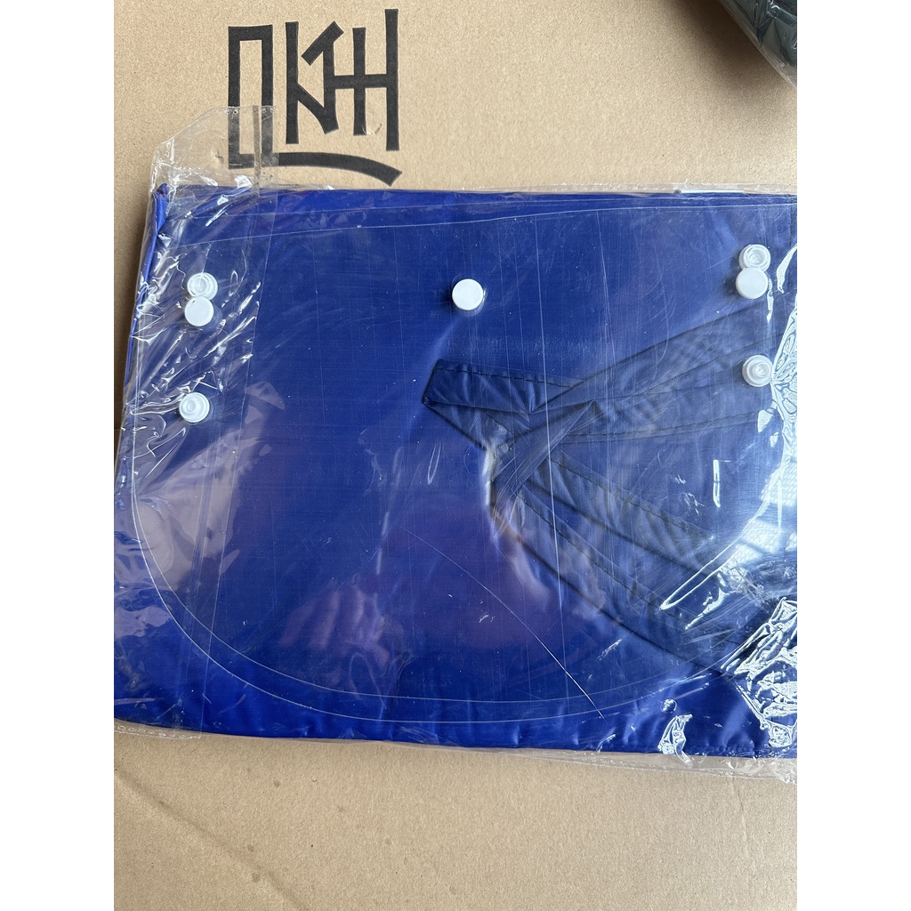 Áo mưa phản quang 1 và 2 đầu có kính che mặt , áo mưa có bao chụp gương size 1m70 TRENDS HOUSE