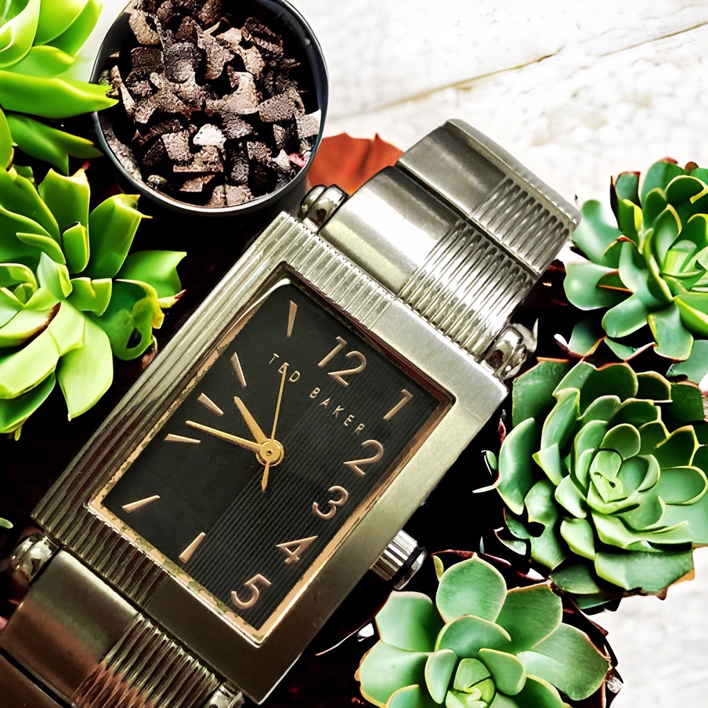 Đồng hồ nữ authentic thương hiệu TED BAKER mặt đen joker, kim cọc vàng hồng , bảo hành 6 tháng