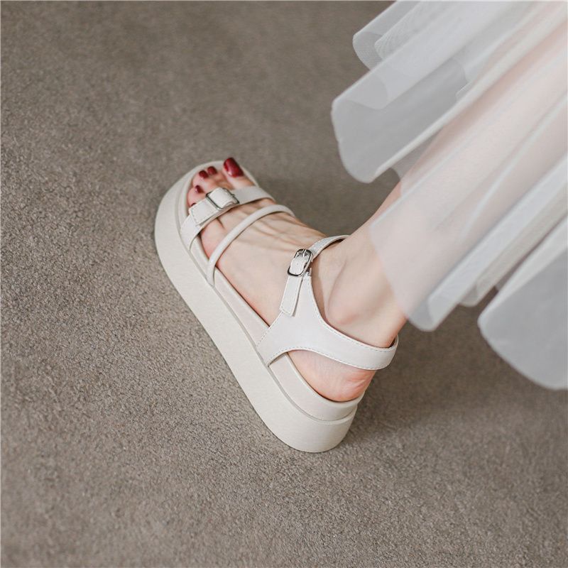 Dép đế dày, giày La Mã quai ngang