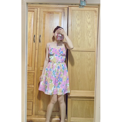 Đầm hoa xoè cột nơ cutout hở lưng