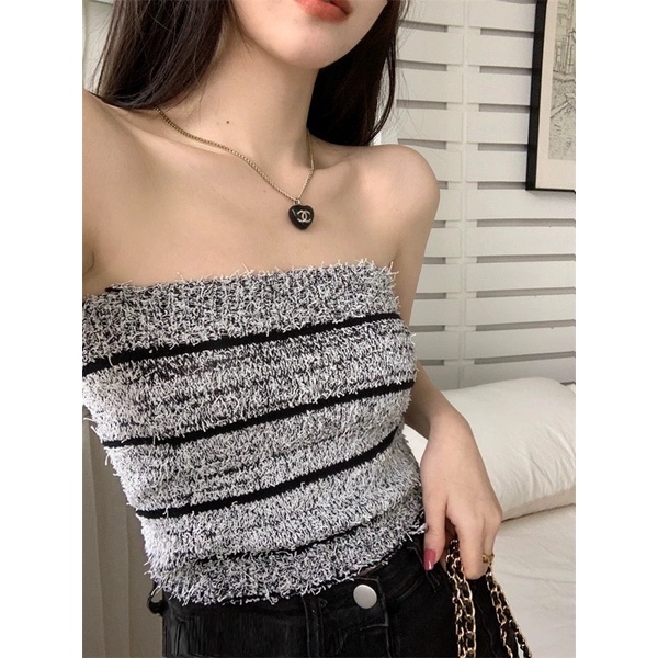 Set áo ống + chân váy màu bạc sọc ngang gợi cảm Hàng Có Sẵn Set Áo Ống Ngắn Mỏng Kẻ Sọc Gợi Cảm Quyến Rũ Thời Hàn Quốc | BigBuy360 - bigbuy360.vn