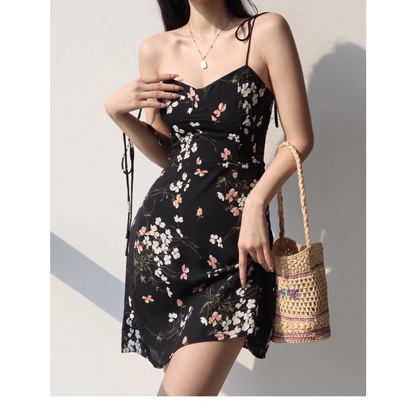 - váy hoa hai dây 36