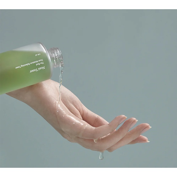 Toner Cân Bằng Ẩm Celimax The Real Noni Moisture Balancing